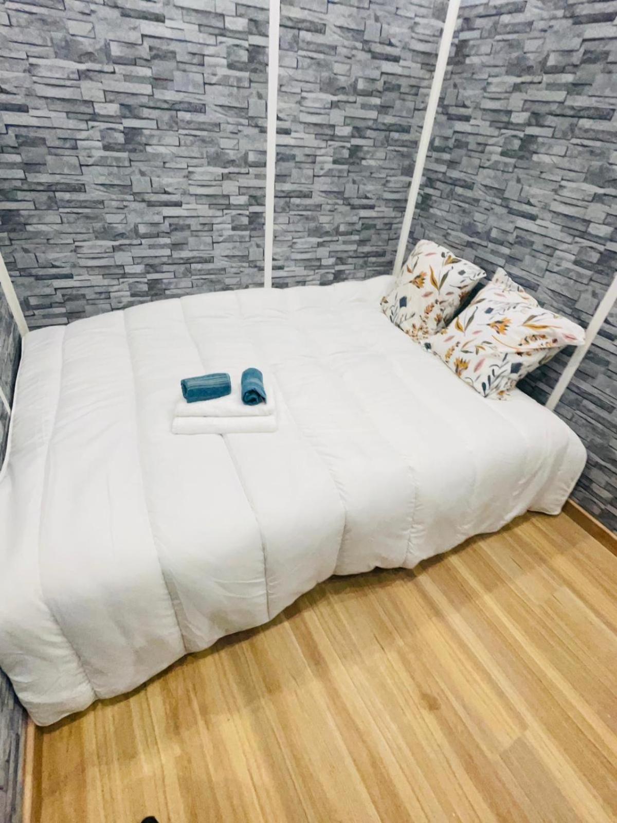 Studio Confortable- Disneyland Paris - Val D Europe - Plein Centre Ville Meaux - 2 Pers Eksteriør bilde